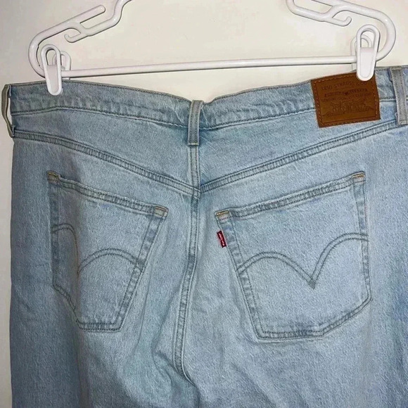 LEVIS RIBCAGE STRAIGHT ANKLE WOMEN'S JEANS SIZE 16W - Picture 9 of 16